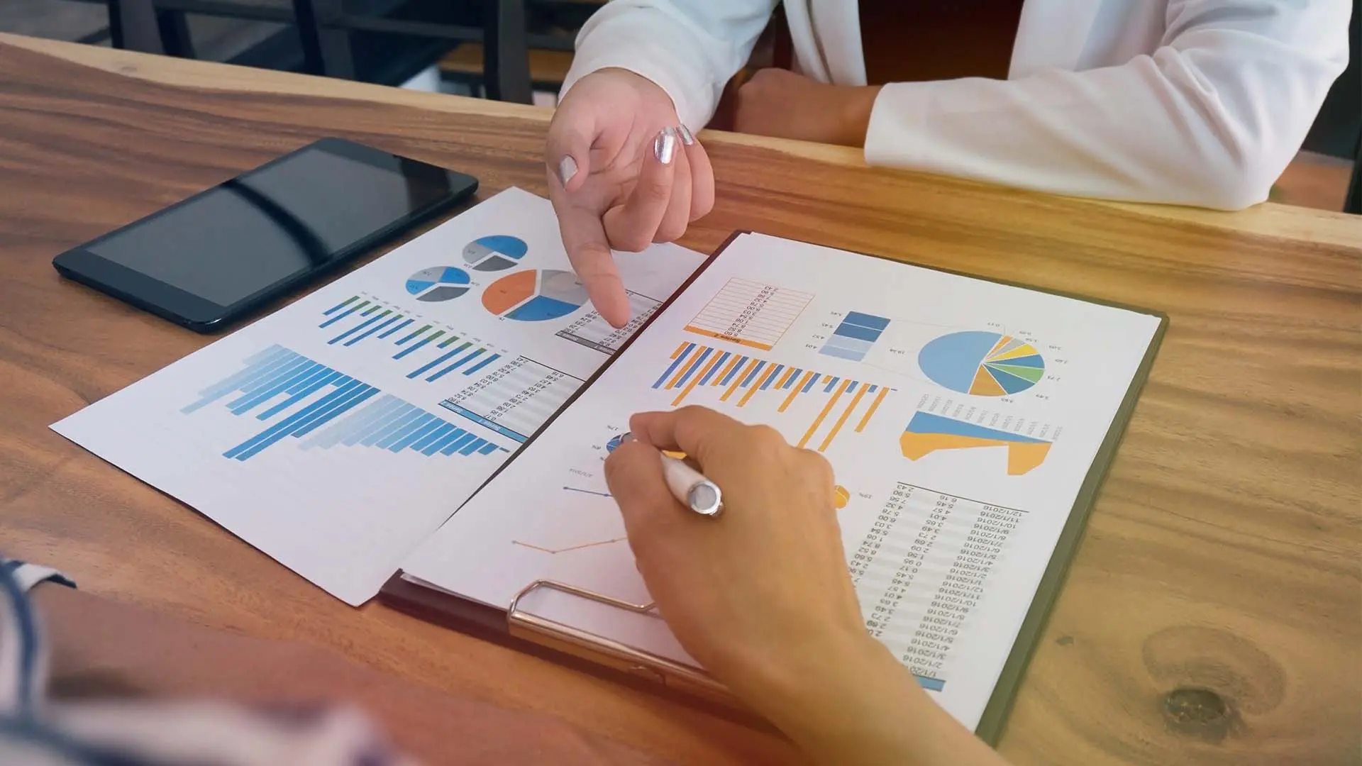 Building a Real-Time Aviation Enterprise: From Order Entry to Financial Reporting